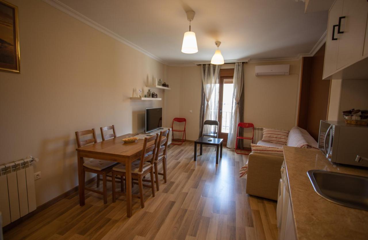 Apartamentos Rurales Romero Nohales Exterior photo