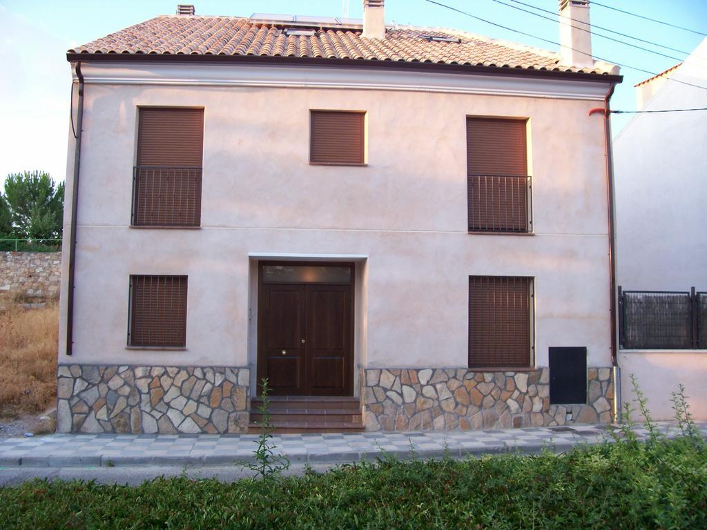 Apartamentos Rurales Romero Nohales Exterior photo